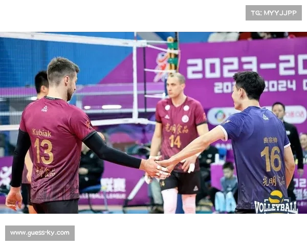 张哲嘉上海男排队长,拦网成球队支柱